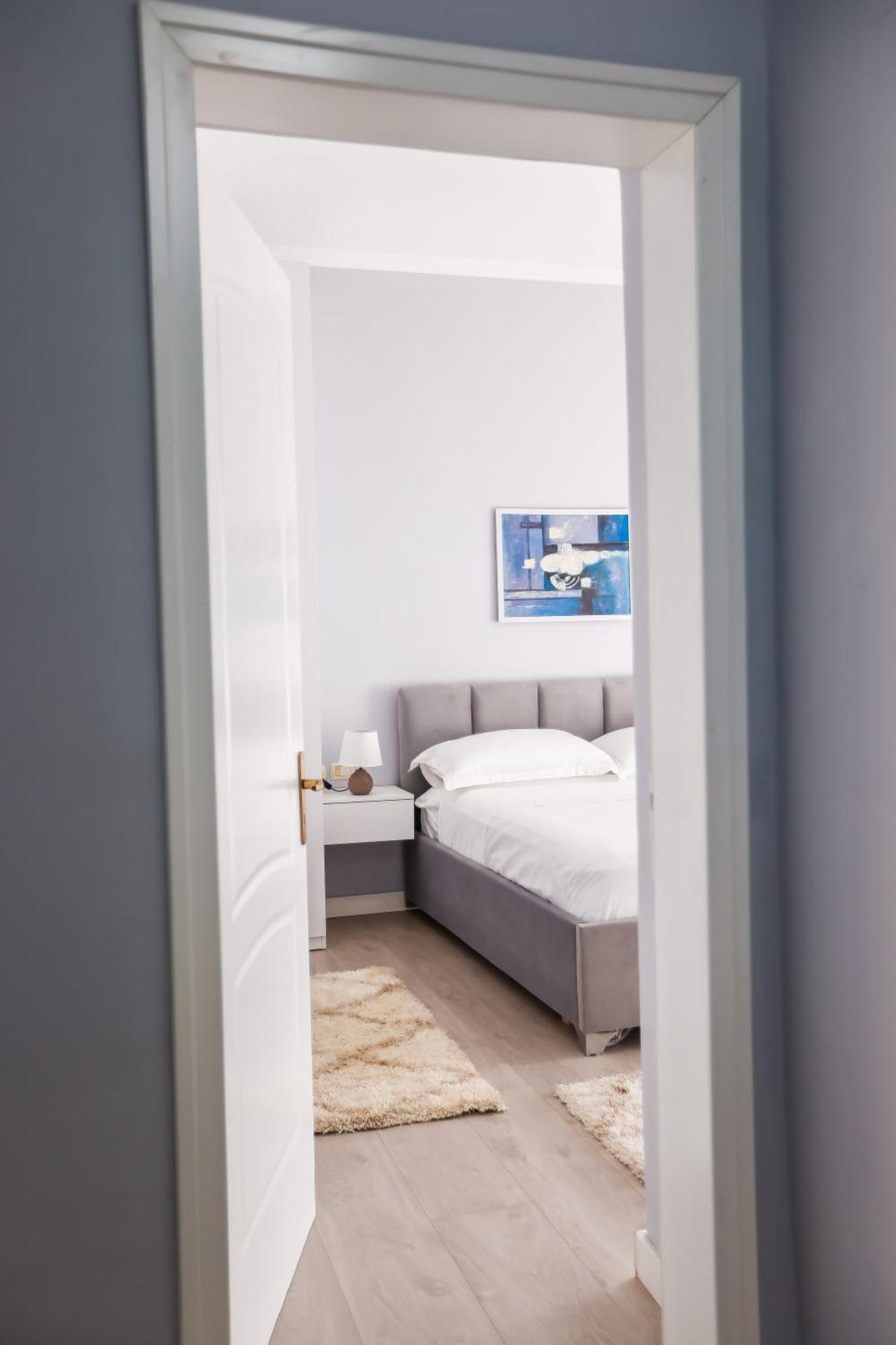 Viewpoint Central Apartment Tirana Exterior foto